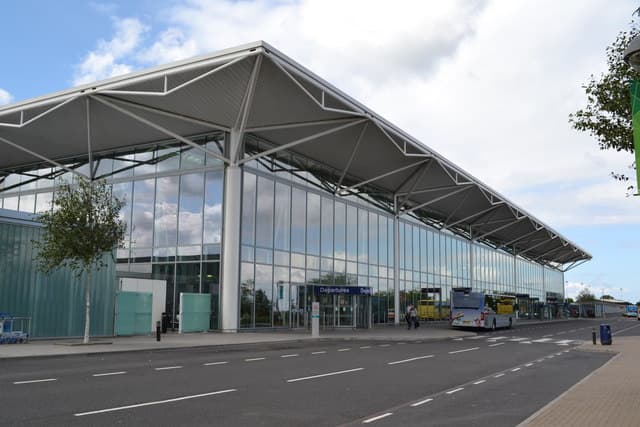 Driving to Bristol Airport: Routes from the M5, Parking and the £8.50 Drop Off
