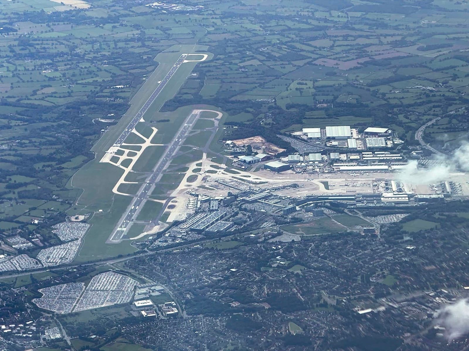 Driving to Manchester Airport: M56, Terminals 2 and 3, and the £5 Quick Drop
